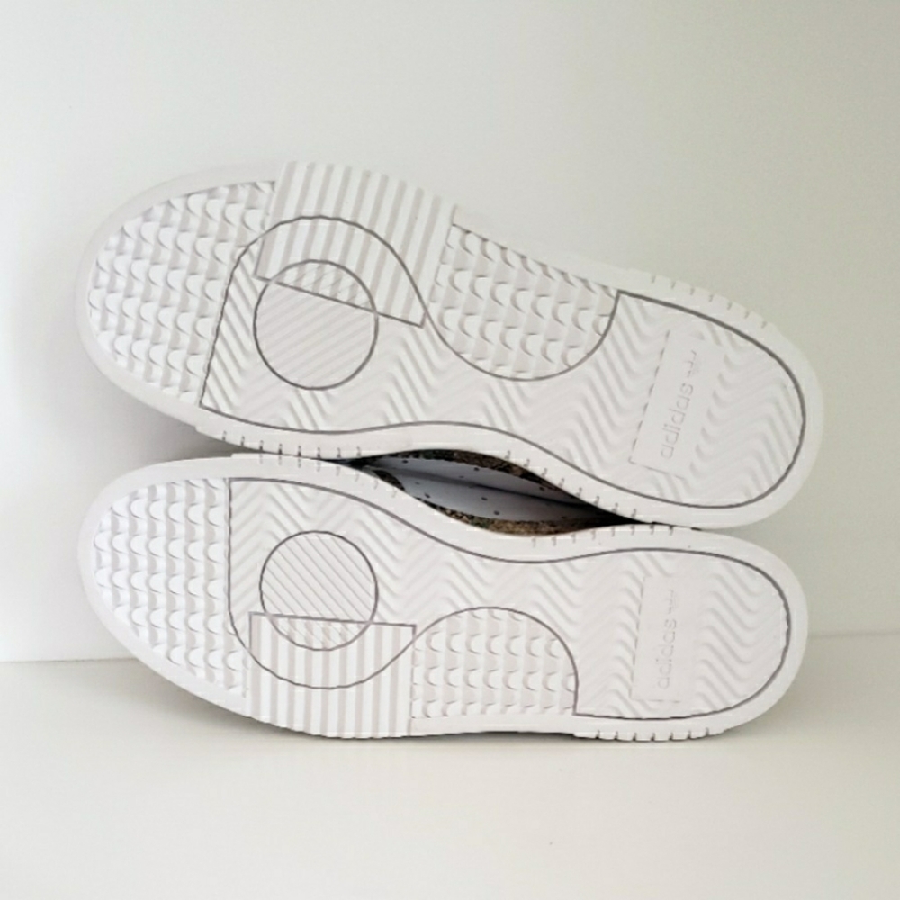 Addidas Snakers - Picture 9 of 11